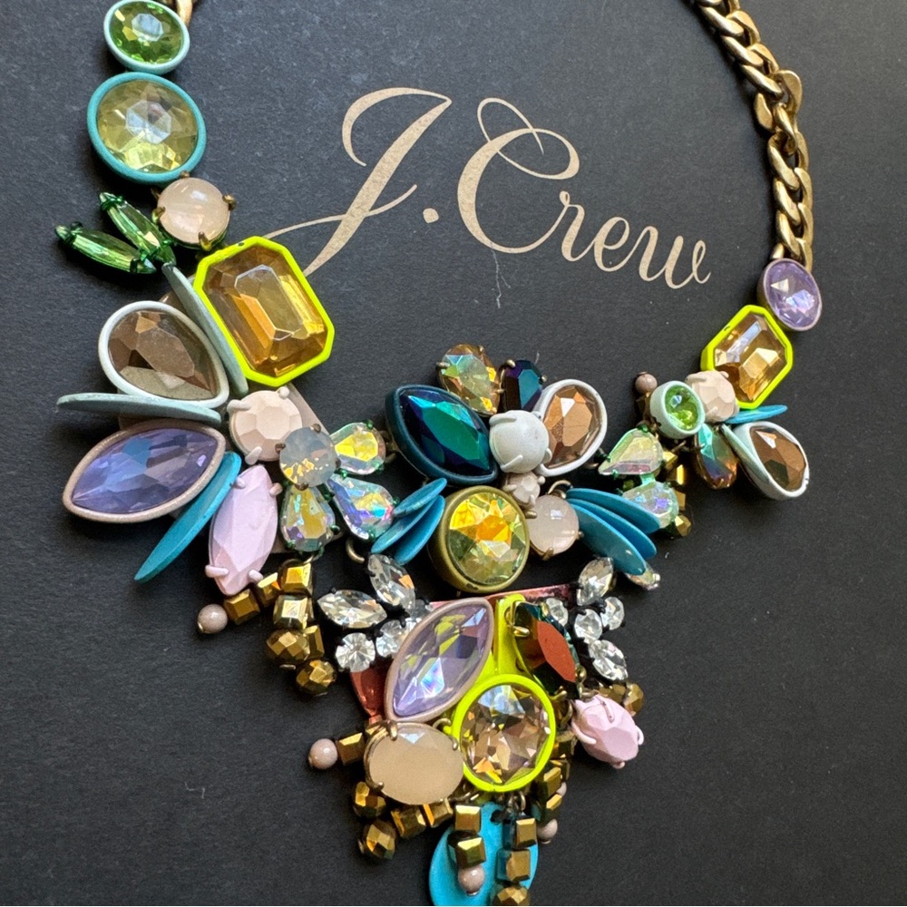 🌱 J. Crew Crystal Statement necklace - Brulee necklace - Picture 4 of 9